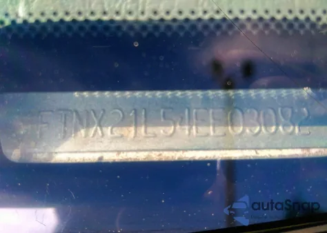 2004 Ford F-250 Lariat/Xl/Xlt from USA, damaged, VIN 1FTNX21L54EE03082